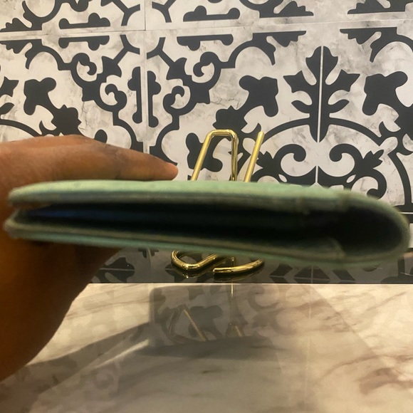 GUC Chanel Camellia bifold wallet green - Picture 4 of 12